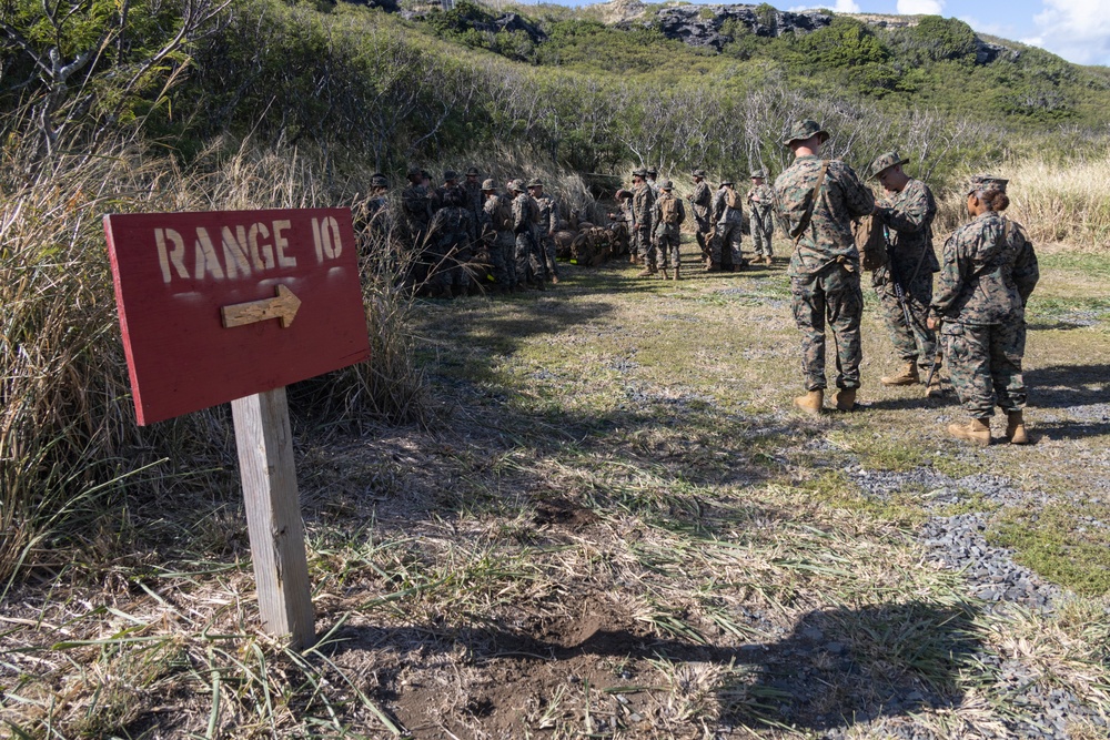Staying Ready: Headquarters Battalion, MCBH, conducts FEX III