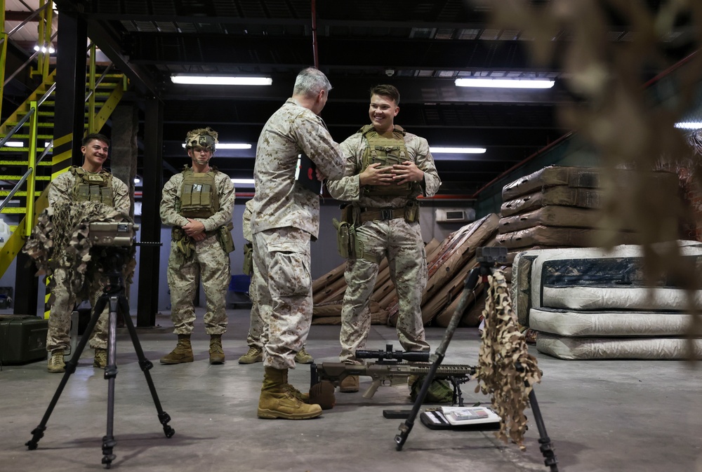 37th Assistant Commandant of the Marine Corps visits NSA Bahrain