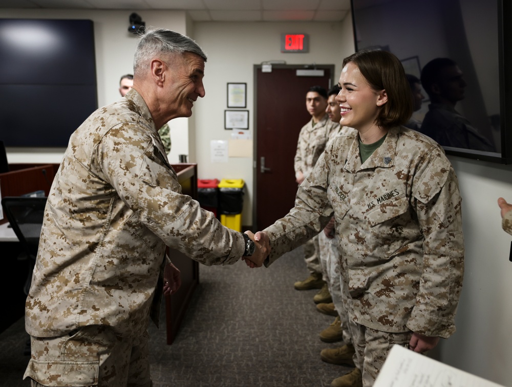 37th Assistant Commandant of the Marine Corps visits NSA Bahrain