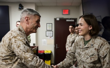 37th Assistant Commandant of the Marine Corps visits NSA Bahrain