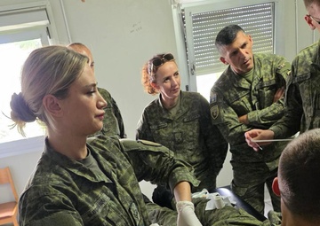 28ID Soldiers Conduct Combat Medic Training with Kosovo Security Force Soldiers