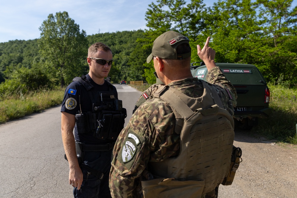 KFOR RC-E Conducts Coordinated Patrols with KP