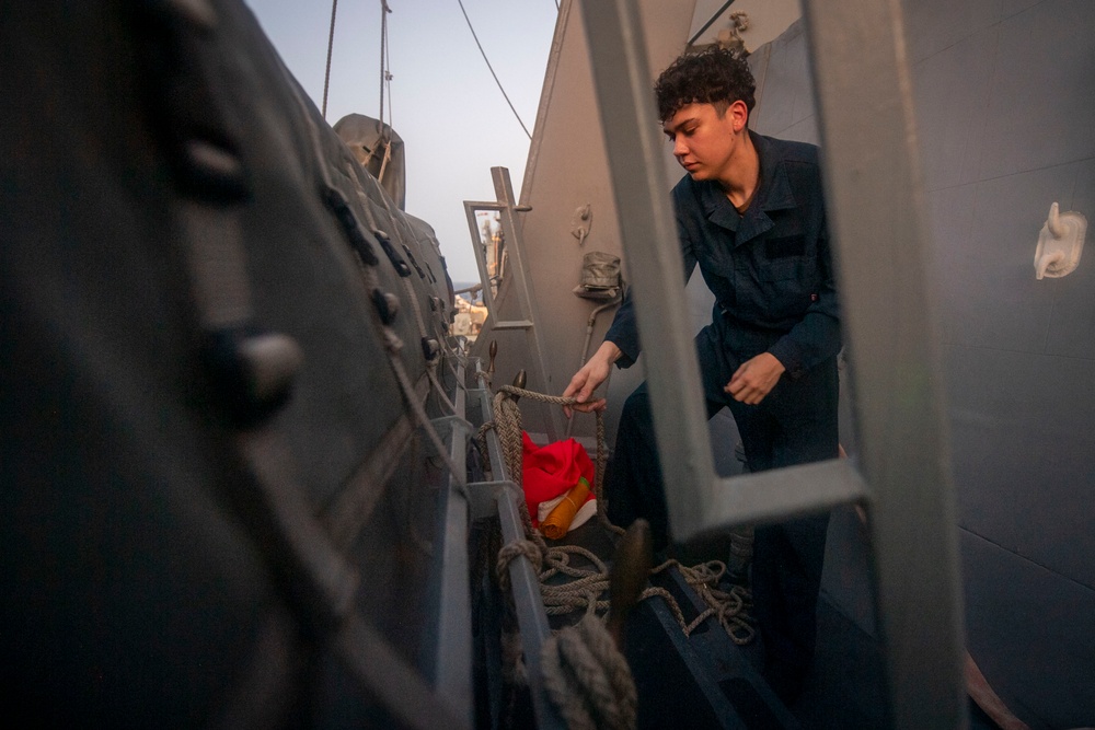 USS Sterett conducts operations in the U.S. Central Command area of responsibility as part of the Carl Vinson Carrier Strike Group