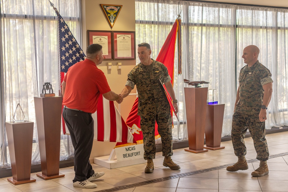MCAS Beaufort Civilian of the Quarter awards Eric Bradfield