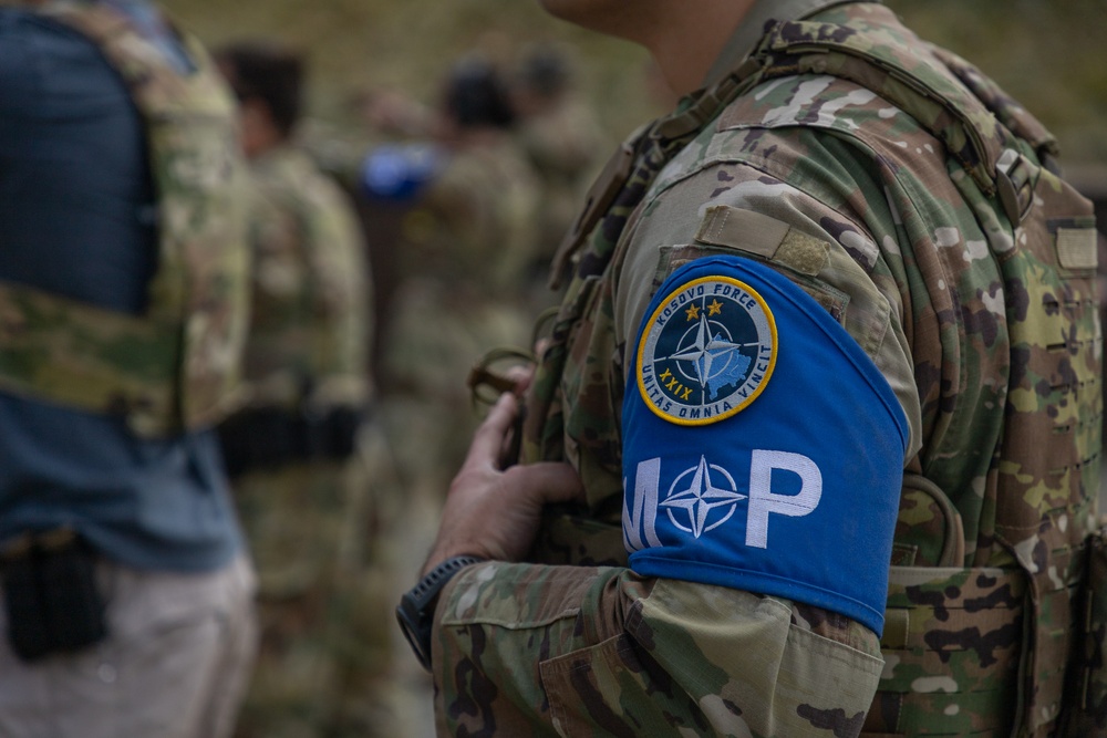 KFOR RC-E MPs train with the Polish Army