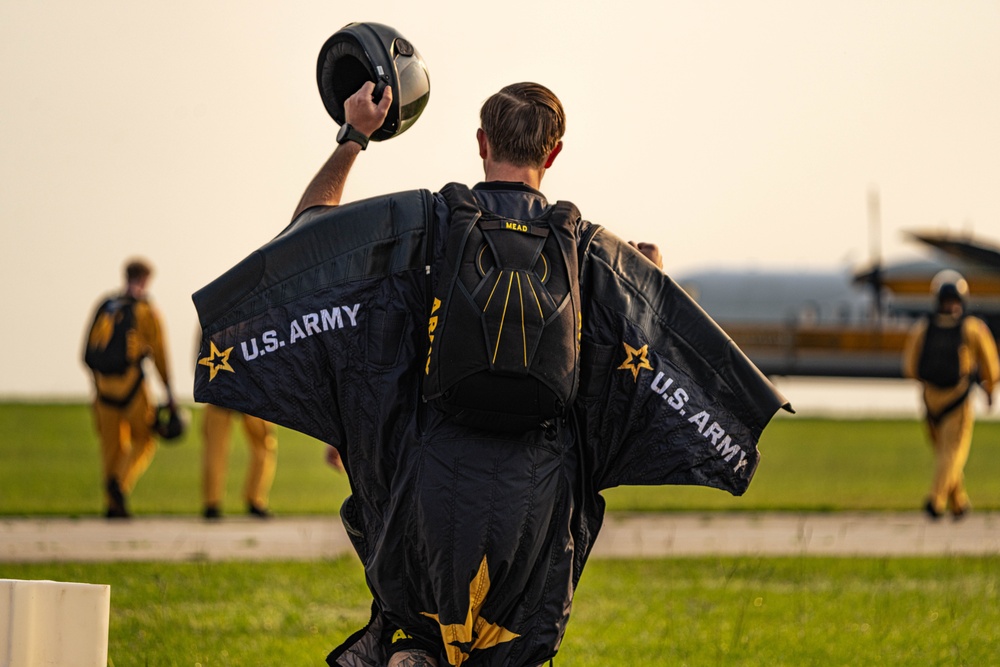 U.S. Army Parachute Team Conducts Quarterly Training