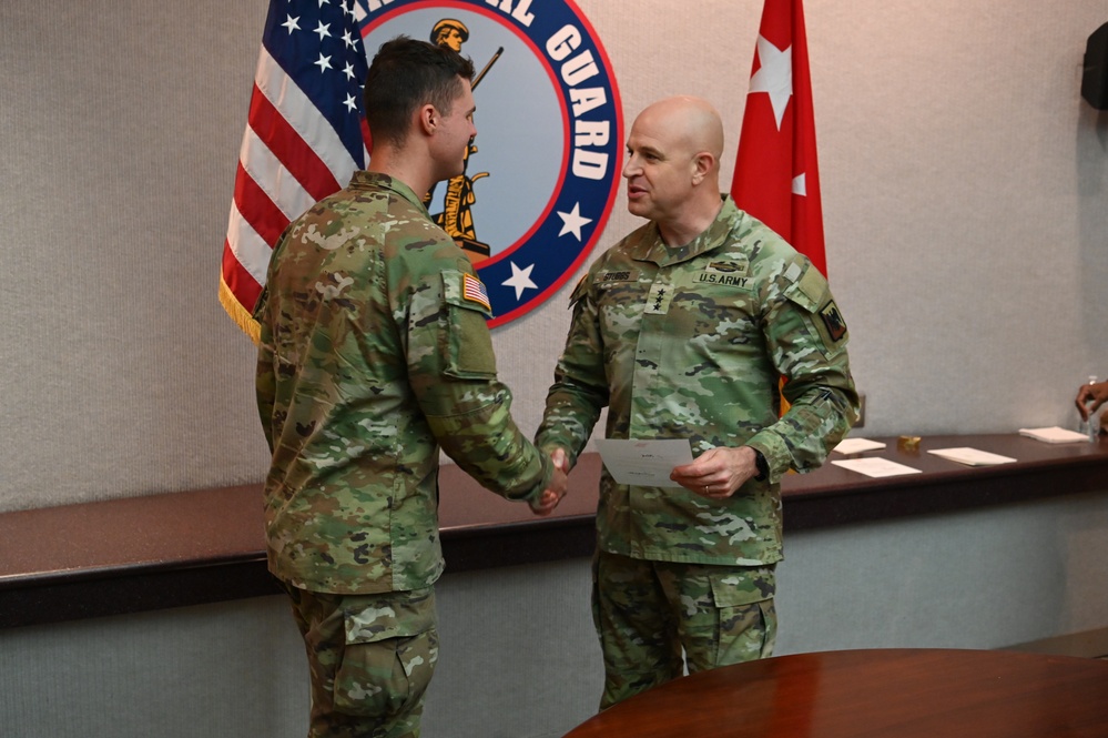 DARNG recognizes Soldiers of the Old Guard and Pershing's Own