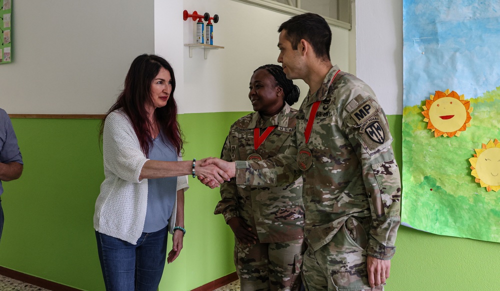 U.S Army Southern European Task Force, Africa Soldiers strengthen community relations with the community of Tonezza del Cimone