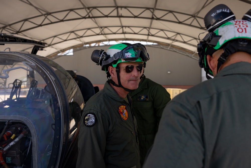 U.S. Marine Corps Deputy Commandant for Aviation visits VMA-223 and flies in a TAV-8B Harrier II jet