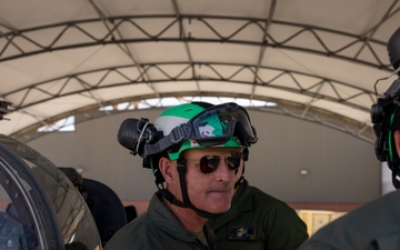 U.S. Marine Corps Deputy Commandant for Aviation visits VMA-223 and flies in a TAV-8B Harrier II jet
