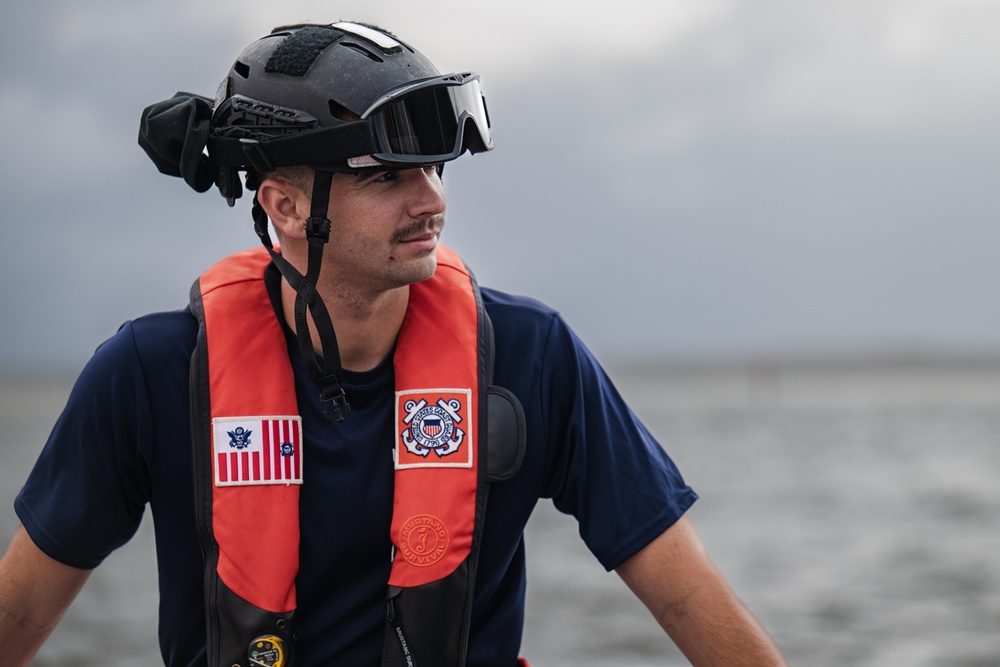 Coast Guard conducts hoist training near Cumberland Island, Ga