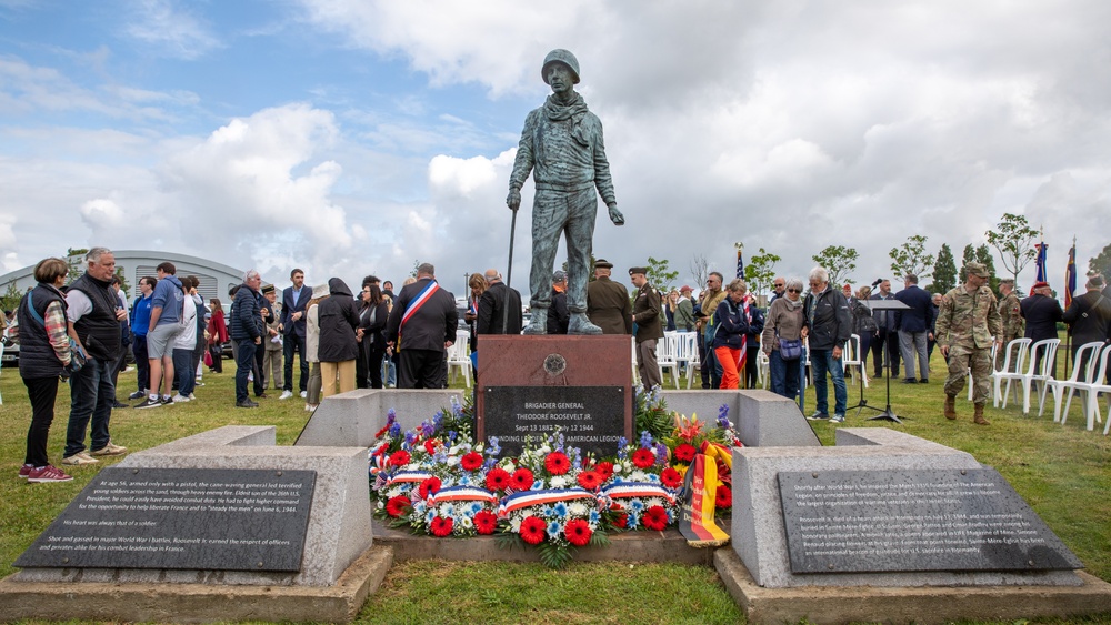 General Roosevelt Ceremony