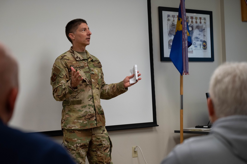 FBI Citizens Academy alumni visit 911th Airlift Wing