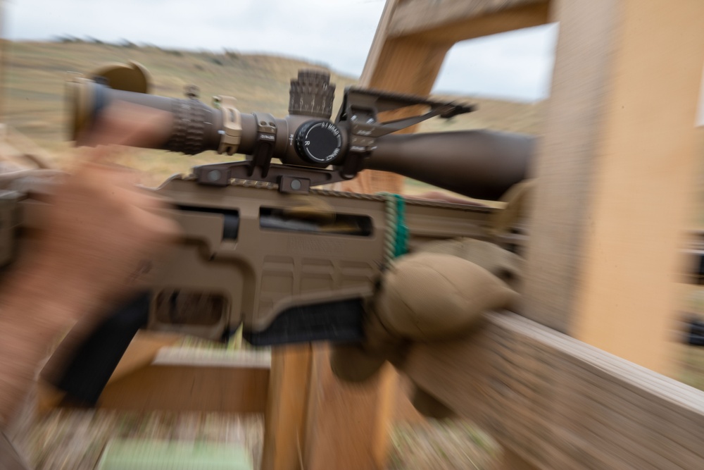 U.S. Marines, Indonesian Korps Marinir fire Mk22 Mod 0 advanced sniper rifle