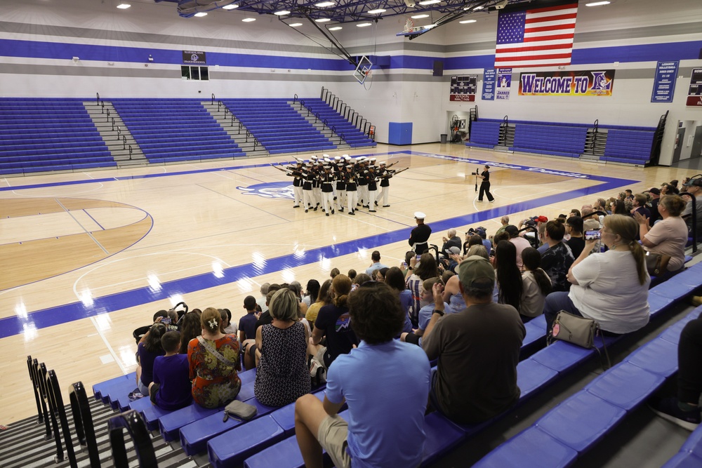 MCRC Hosts Silent Drill Platoon Performance during Marine Week Nashville