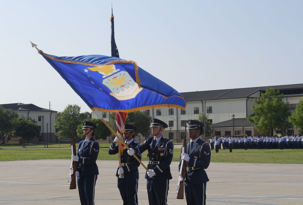 81st TRW welcomes Col. Robinson as new commander