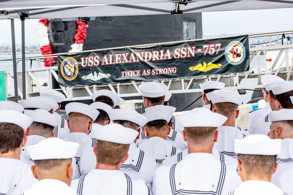 USS Alexandria (SSN 757) Holds a Change of Command