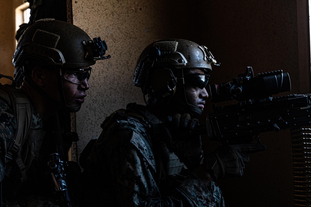 22nd MEU | BLT 3/6 Amphibious Assault from IWO ARG