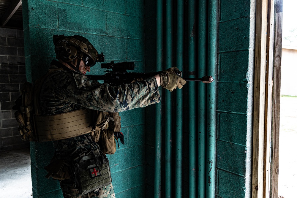 22nd MEU | BLT 3/6 Amphibious Assault from IWO ARG