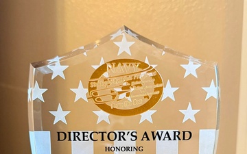 Strategic Weapons Systems Division Director Receives SSP Director's Award