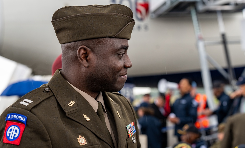 WWII Veterans Arrive in Normandy