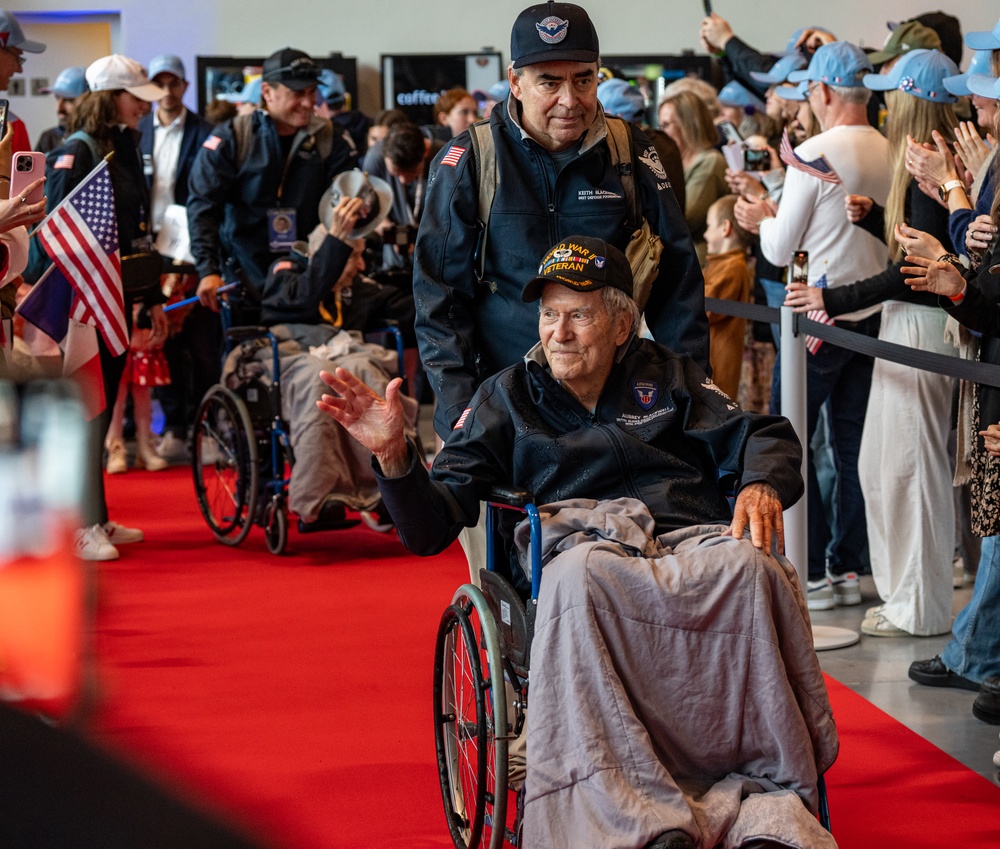 WWII Veterans Arrive in Normandy