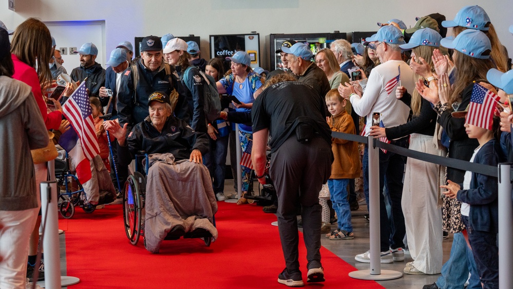 WWII Veterans Arrive in Normandy