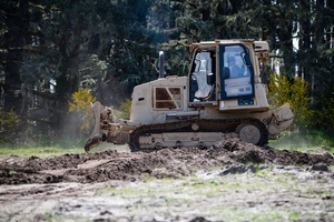 AFN Naples Radio News- Secretary of Defense Force Posture Europe And New Oregon National Guard Tank Training Course
