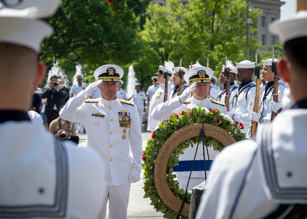 Acting CNO Attends Battle of Midway Commemoration