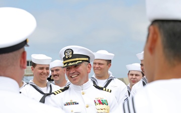 USS Alexandria (SSN 757) holds Change of Command ceremony