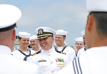 USS Alexandria (SSN 757) holds Change of Command ceremony