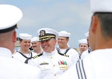USS Alexandria (SSN 757) holds Change of Command ceremony