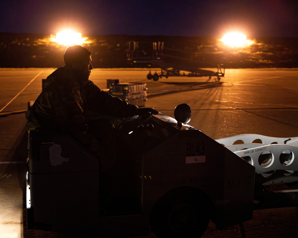 4th FGS Conducts Weapons Loading Exercise