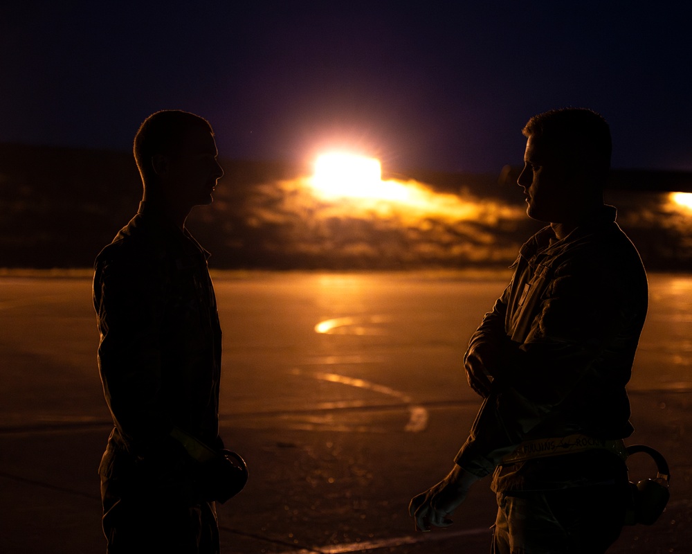 4th FGS Conducts Weapons Loading Exercise