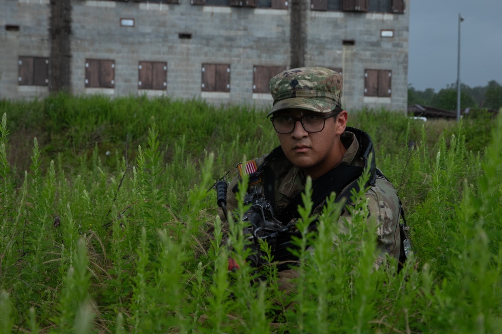 39th Infantry Soldiers Conduct Urban Operations