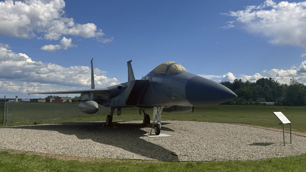 F-15 Eagle at 104th Fighter Wing Gets Makeover by Renowned Conservation Team