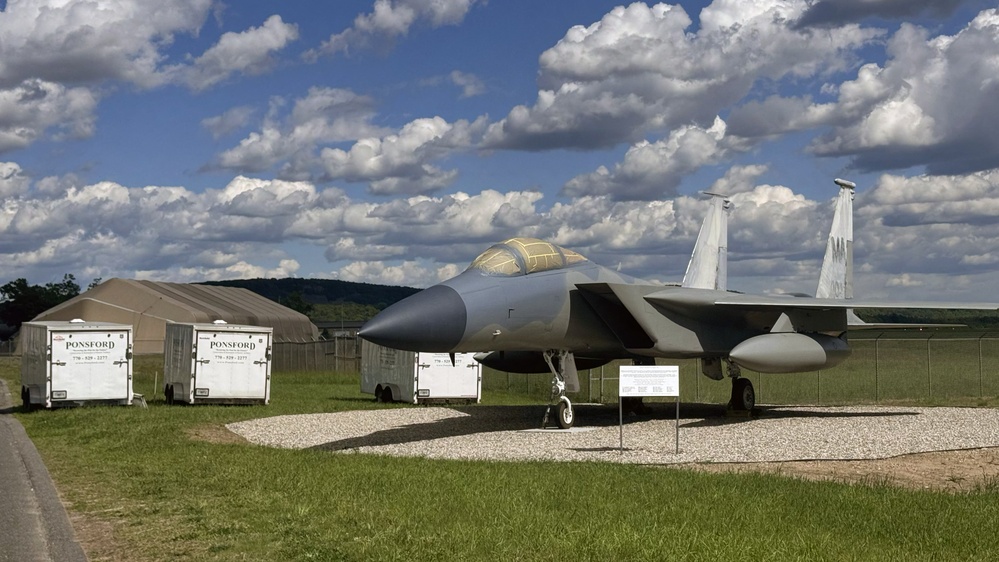 F-15 Eagle at 104th Fighter Wing Gets Makeover by Renowned Conservation Team