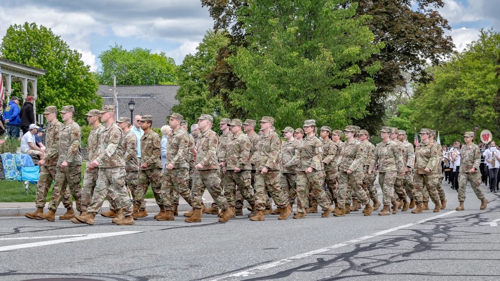 104th Fighter Wing participates in Memorial Day Parade