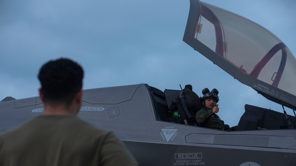 U.S. Marine Corps F-35Bs receive fuel at Osan Air Base