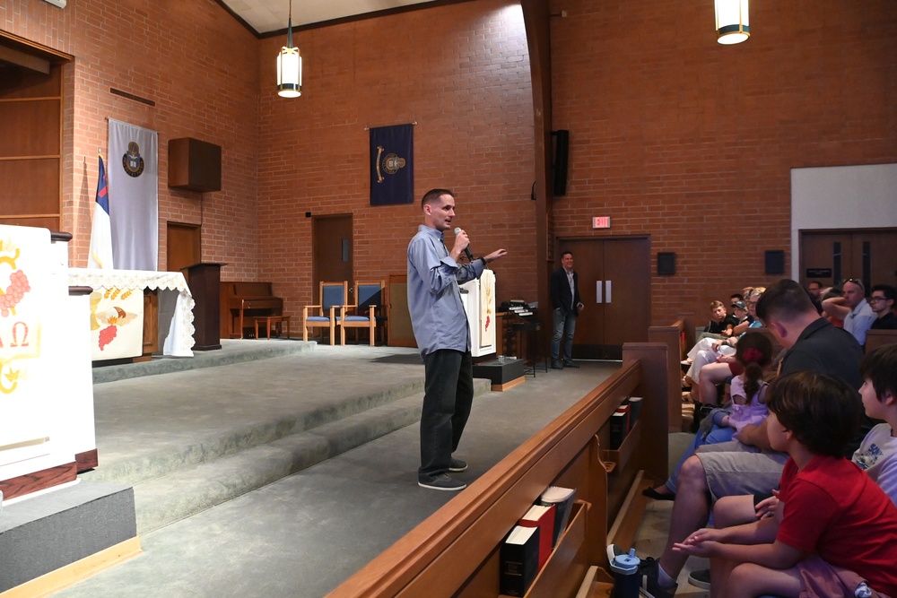 Battle of Mogadishu veteran speaks at Yuma Proving Ground’s Halo Chapel