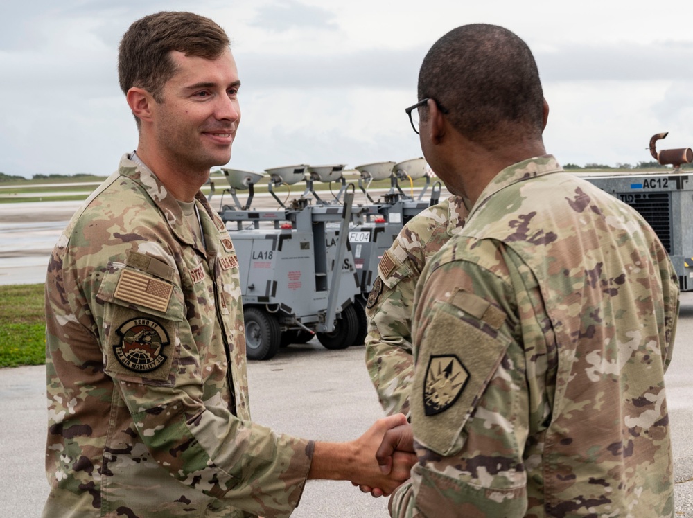 USTRANSCOM Commander visits Andersen