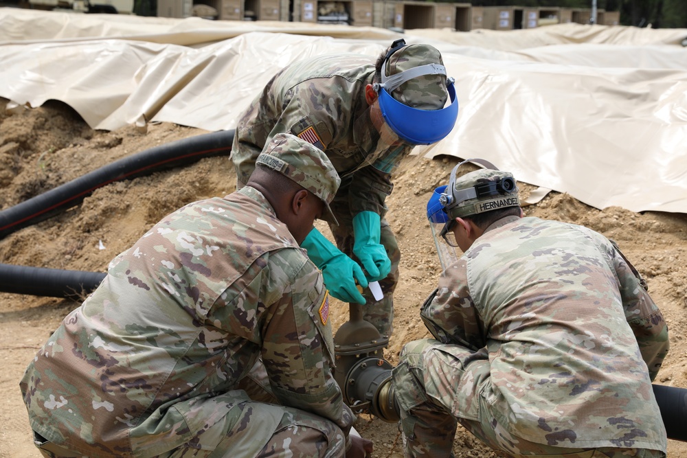 233rd QM CO establish Fuel System Supply Point (FSSP) at QLLEX