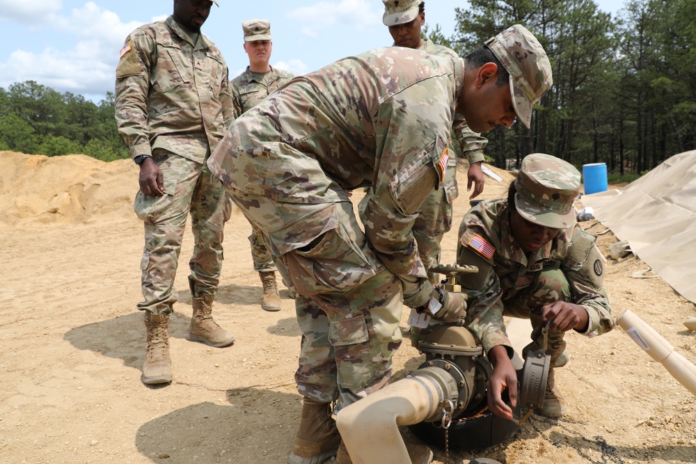 233rd QM CO establish Fuel System Supply Point (FSSP) at QLLEX