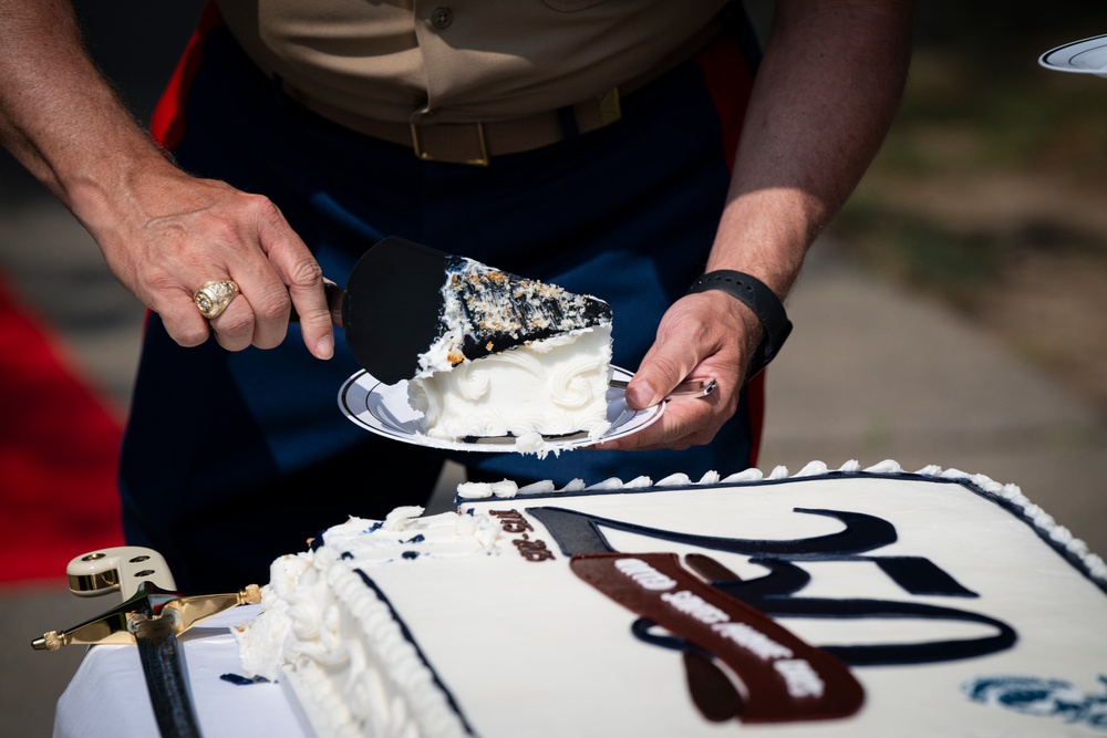 Marine Week Nashville; Cake cutting at Bicentennial Park