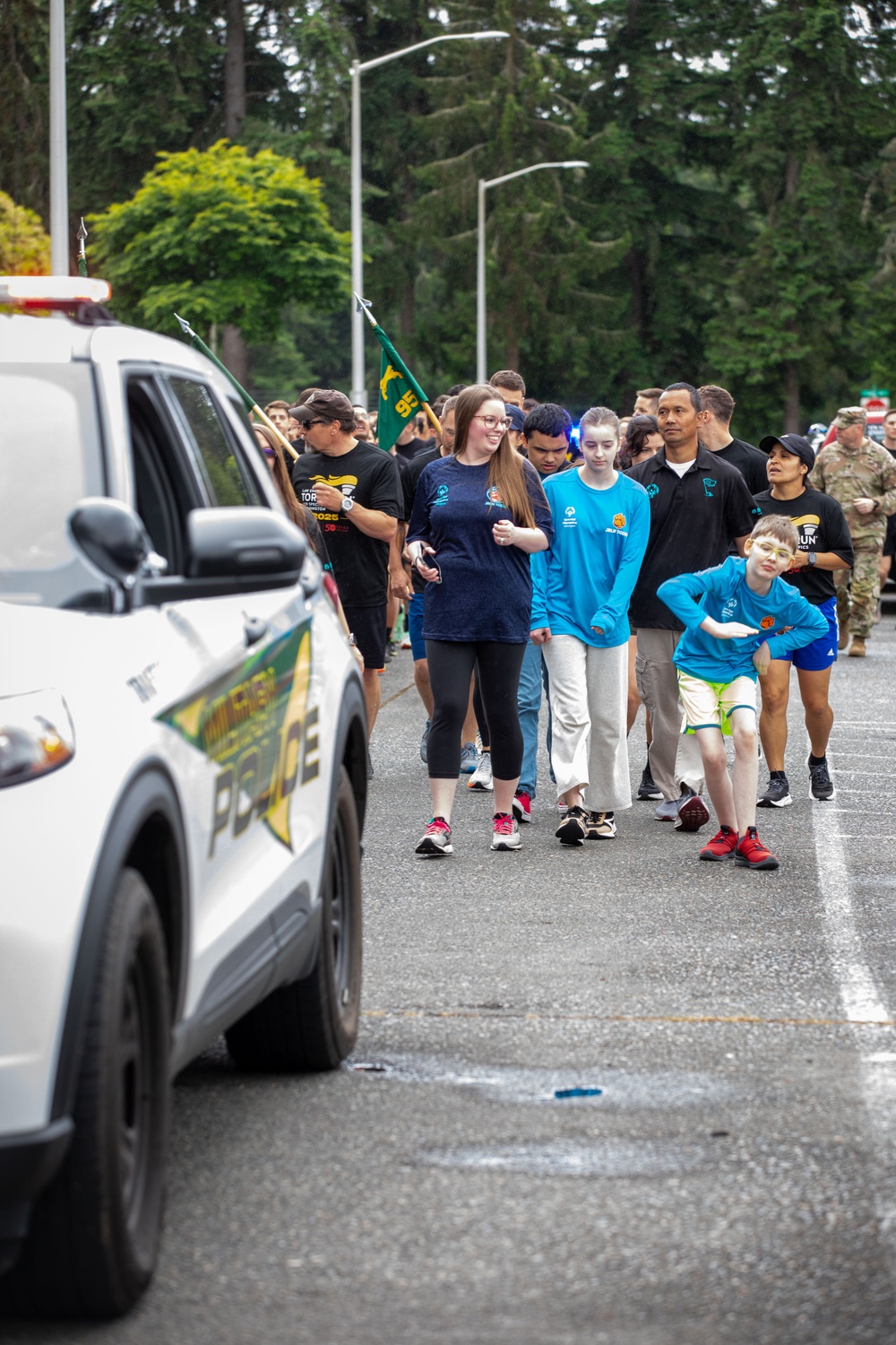 504th Military Police Battalion Leads Torch Run to Support Special Olympics