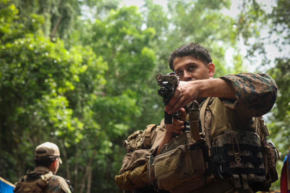 KAMANDAG 9: 1st Reconnaissance Battalion conducts close quarters battle drills with Allies and Partners