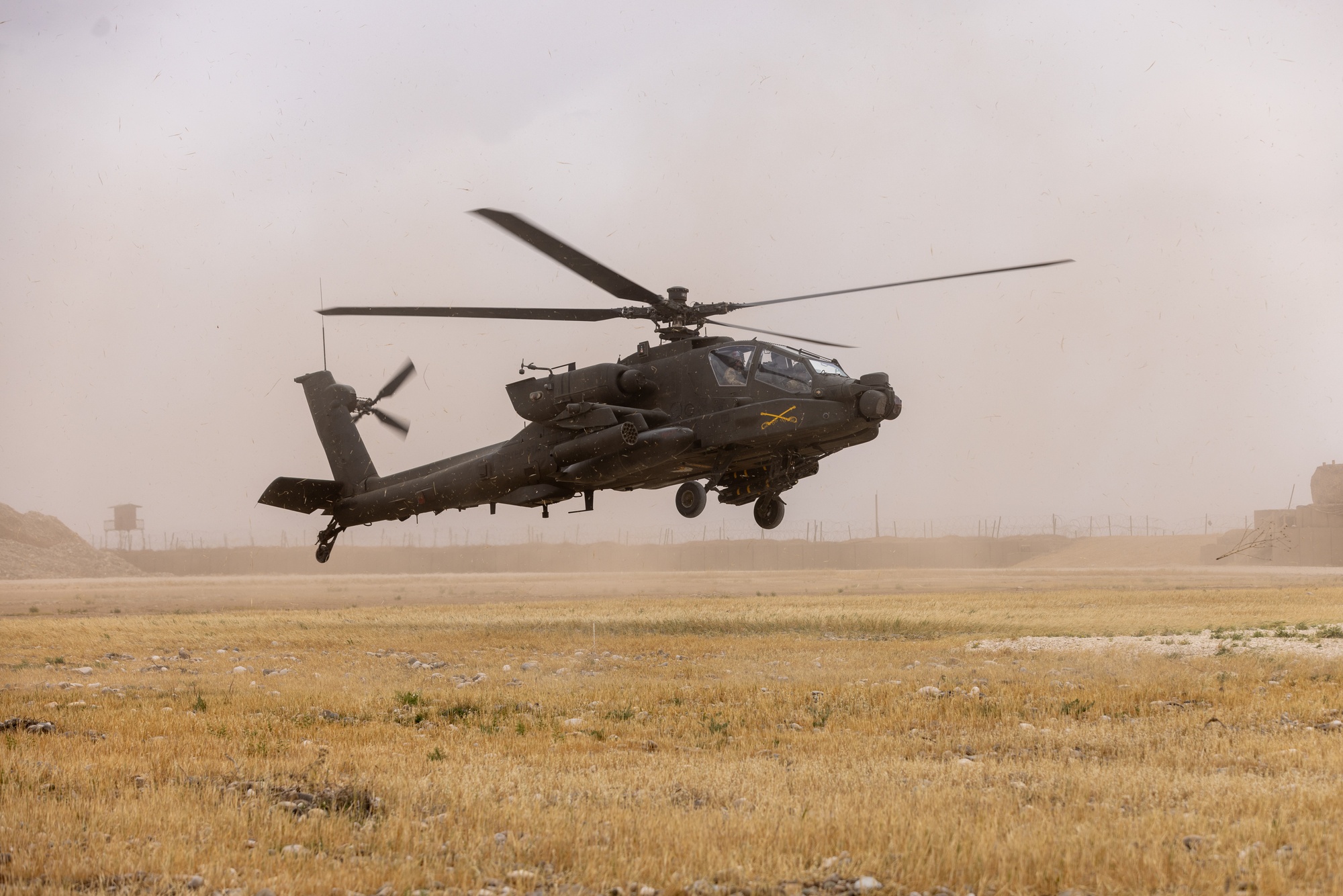 DVIDS - Images - RLZ AH-64 Apache Landing [Image 21 of 21]