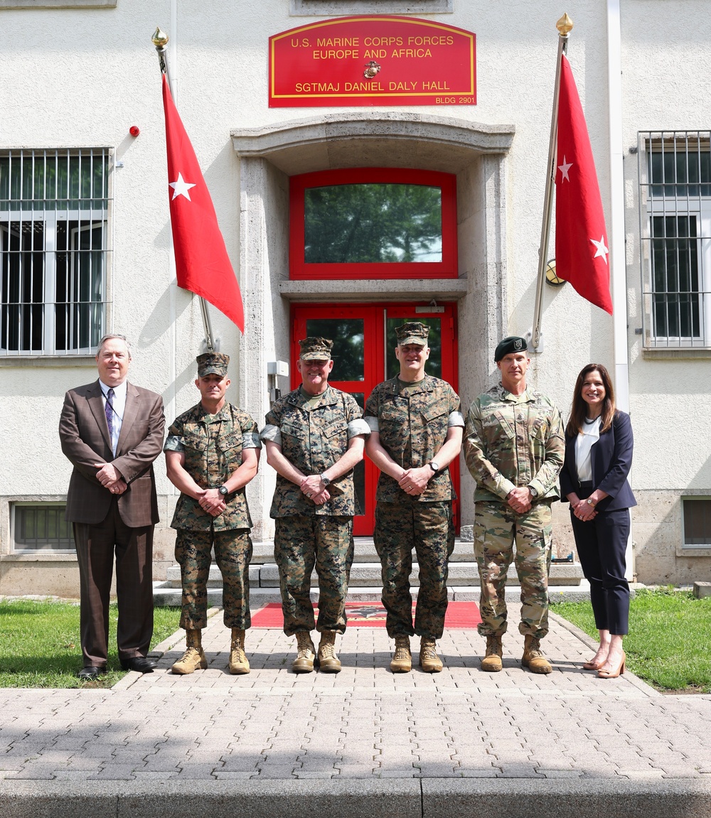 EUCOM Senior Leaders Meet at MARFOREUR/AF