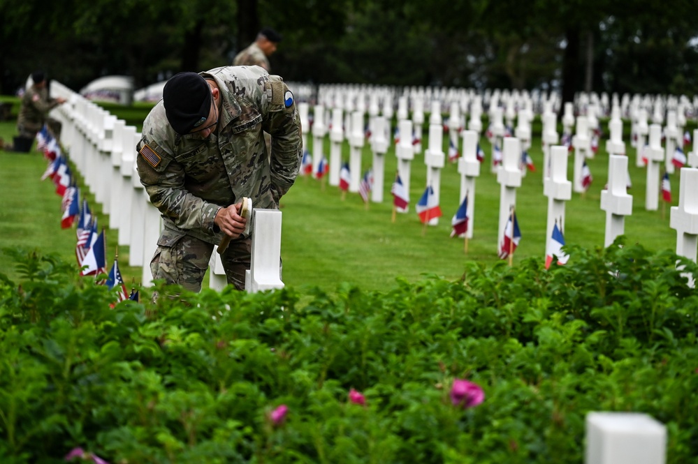 29th ID Soldiers honor fallen at Normandy American Cemetery
