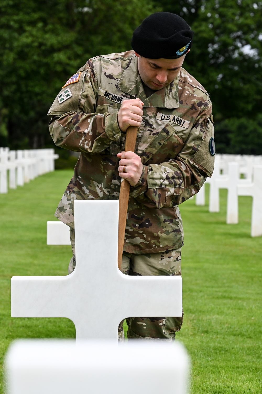 29th ID Soldiers honor fallen at Normandy American Cemetery